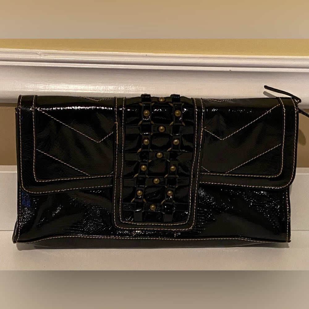 NWOT Faux Patent Leather Chinese Laundry Clutch